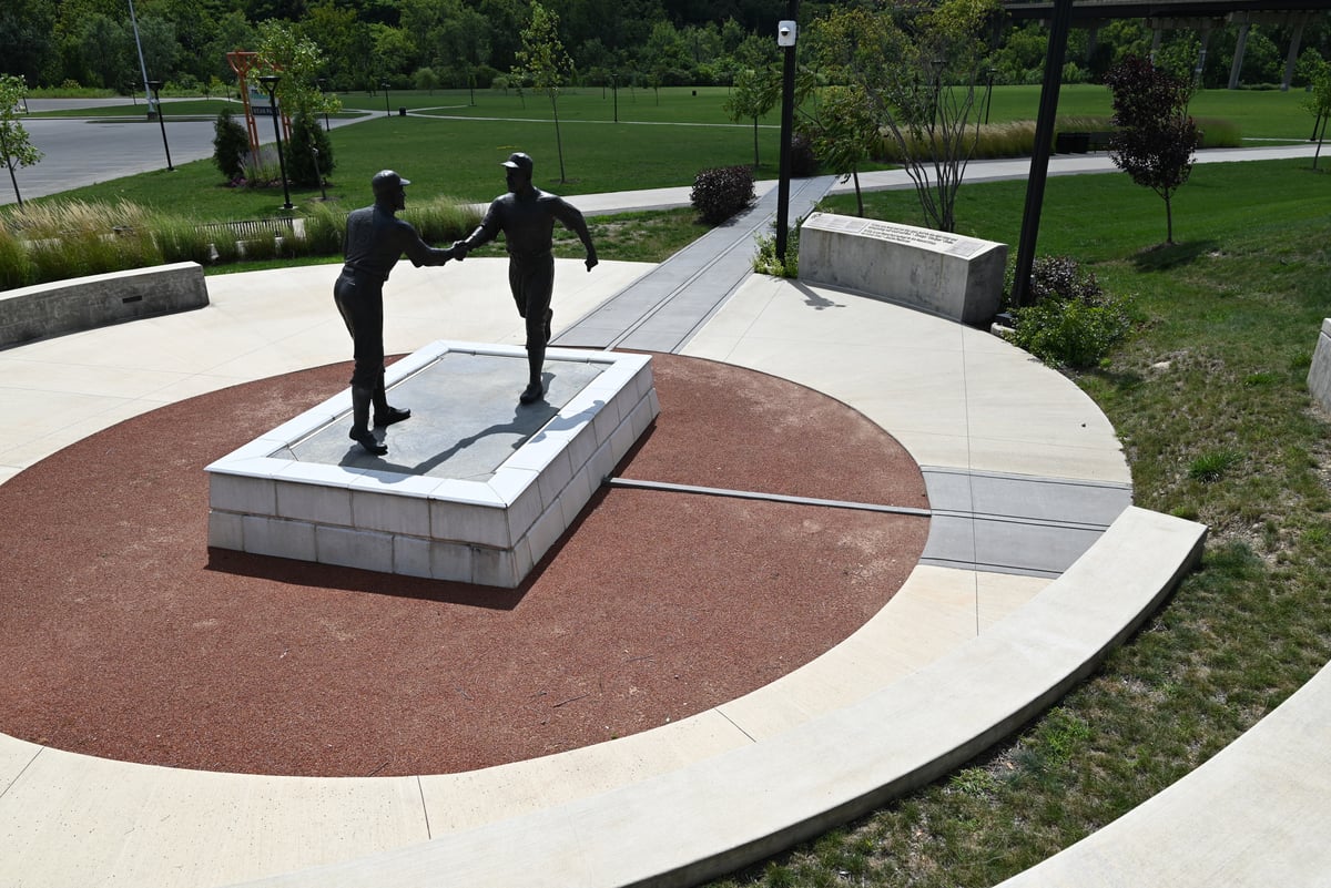 jackie robinson george shuba statue handshake for the century