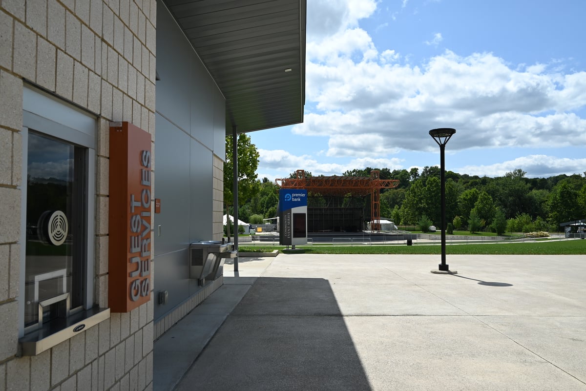 youngstown foundation amphitheatre