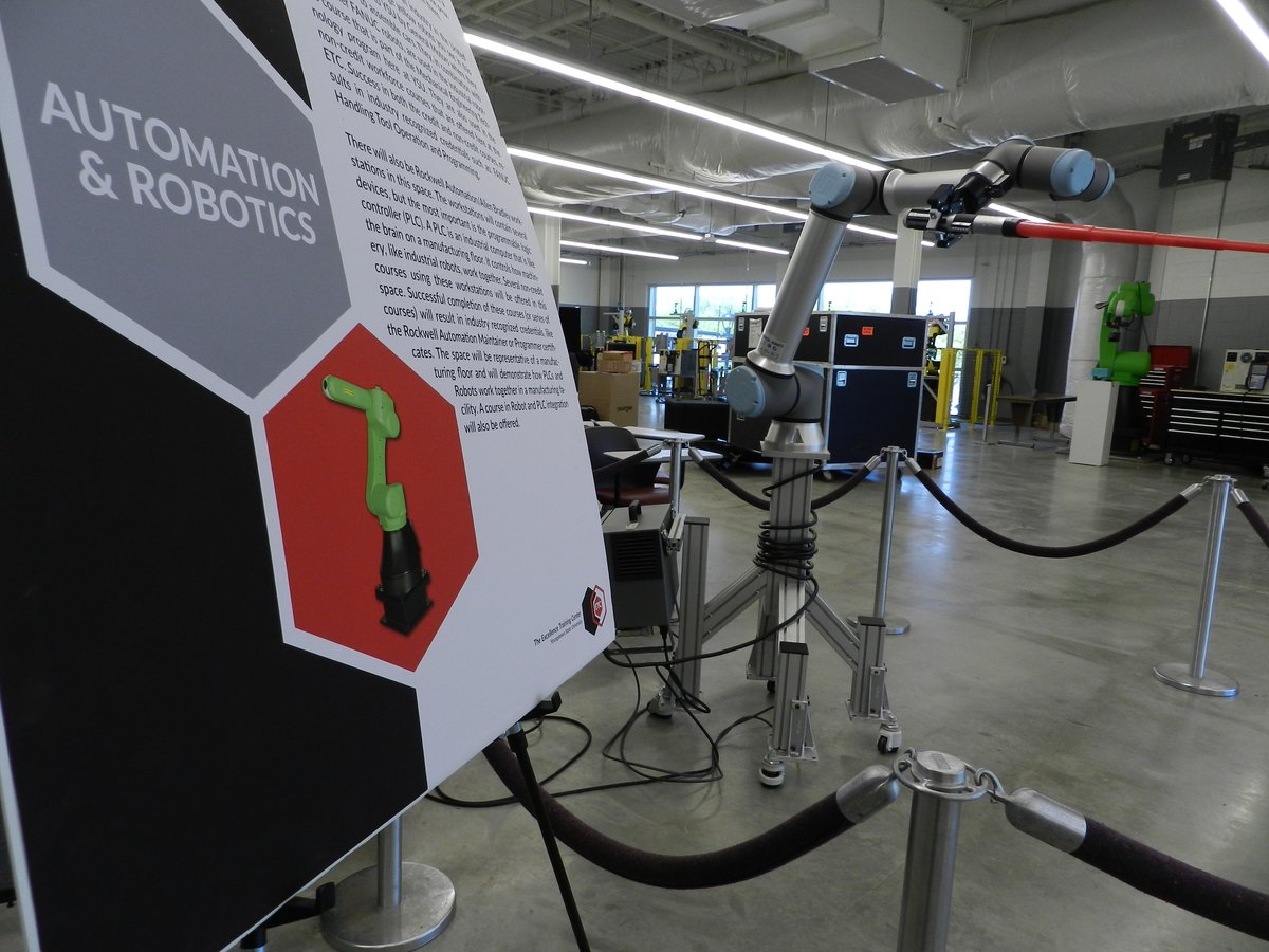 YSU Excellence Training Center Interior